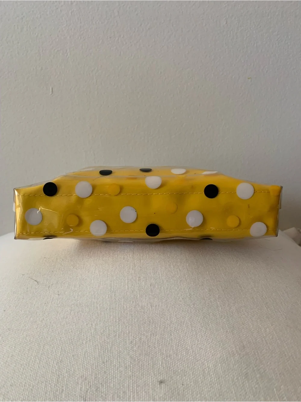 VINTAGE Elizabeth Arden Yellow Polka Dot Vinyl Zipper Pouch